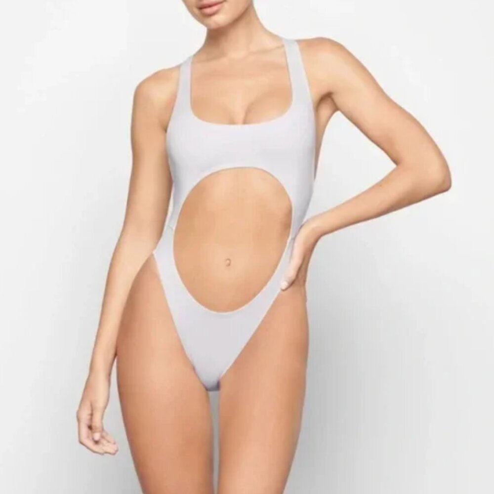 NWT Skims Cut Out Monokini in‎ Marble White Size XL